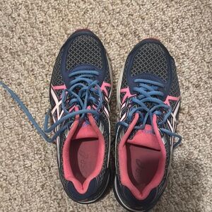 Women's ASICS Blue and Pink Running ShoesSize 9.5.   Gel Venture T664N